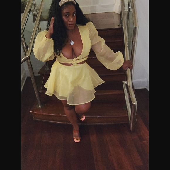 Short set - Picture 5 of 5